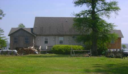 Lodging for Duck Waterfowl Hunting Lake Mattamuskeet Hyde County NC Pamlico Sound. Third generation, local duck goose swan hunting guide.